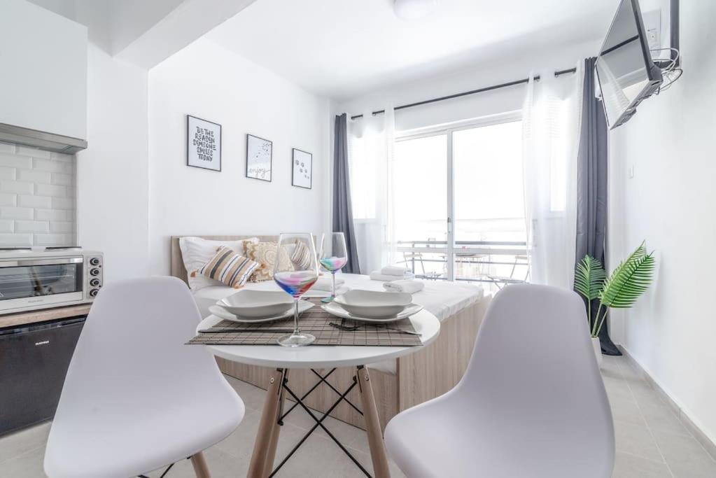 New Studio In The Heart Of City Center Iráclio Exterior foto